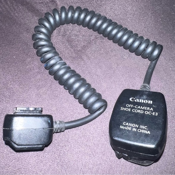 Canon Off-Camera Shoe Cord OC-E3 - Picture 1 of 3